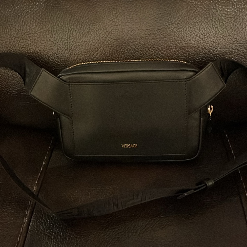 Versace unisex baroque barocco Greca logo leather chest waist belt bag NEW - Picture 8 of 11
